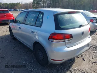2011 Volkswagen Golf z VIN WVWDA7AJ7BW240211, wystawiony jako IAAI lot #41807381 z przebiegiem 220 246 mil mil oraz . Historia ofert i sprzedaży dostępna na DreamBid. Obrazek 3.