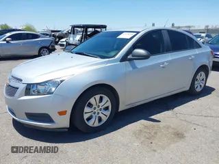 2014 Chevrolet Cruze LS z VIN 1G1PA5SH6E7448472, wystawiony jako IAAI lot #42428958 z przebiegiem 105 872 mil mil oraz . Historia ofert i sprzedaży dostępna na DreamBid. Obrazek 17.