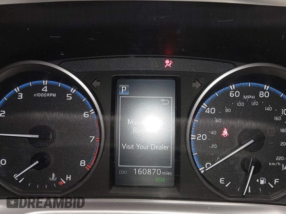 2018 Toyota RAV4 XLE with VIN JTMRFREV8JJ208377, listed as a IAAI auction lot 41629369 with 160,870 mi miles. Bid and sale history available at carsss.com. Image 7.