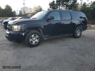2009 Chevrolet Suburban LT w/2LT with VIN 1GNFC26069R230517, listed as a Copart auction lot 75304014 with 360,939 mi miles and Salvage Title. Bid and sale history available at carsss.com. Image 1.