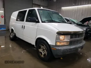 2003 Chevrolet Astro Cargo with VIN 1GCDM19X53B103984, listed as a Copart auction lot 46184145 with 214,147 mi miles and Salvage Title. Bid and sale history available at carsss.com. Image 4.