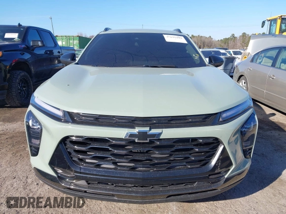 2025 Chevrolet Trax ACTIV with VIN KL77LKEP5SC107857, listed as a IAAI auction lot 41635293 with 5,924 mi miles and . Bid and sale history available at DreamBid. Image 12.