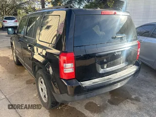2017 Jeep Patriot Sport with VIN 1C4NJPBA7HD149107, listed as a Copart auction lot 80780614 with 106,402 mi miles and Clean Title. Bid and sale history available at carsss.com. Image 3.