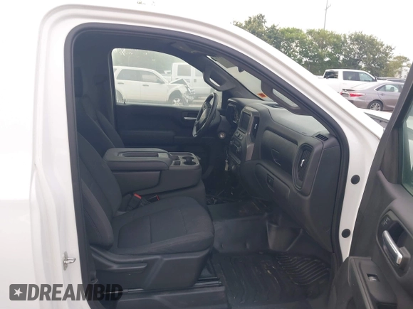 2020 Chevrolet Silverado 1500 Work Truck with VIN 3GCNWAEF8LG438482, listed as a IAAI auction lot 40275632 with 32,992 mi miles. Bid and sale history available at carsss.com. Image 5.