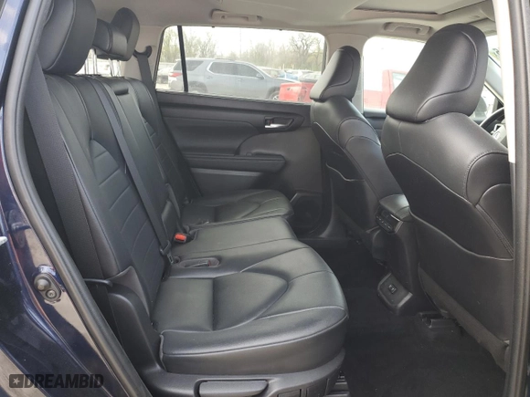 2020 Toyota Highlander XLE with VIN 5TDGZRBH1LS003373, listed as a Copart auction lot 53374895 with 42,994 mi miles and Salvage Title. Bid and sale history available at carsss.com. Image 11.