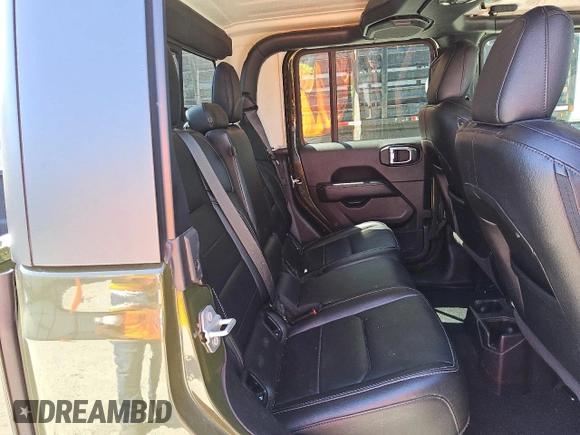 2021 Jeep Gladiator Overland z VIN 1C6HJTFG8ML554582, wystawiony jako Copart lot #50268395 z przebiegiem 78 738 mil mil oraz Czysty tytuł • Clean title. Historia ofert i sprzedaży dostępna na DreamBid. Obrazek 11.