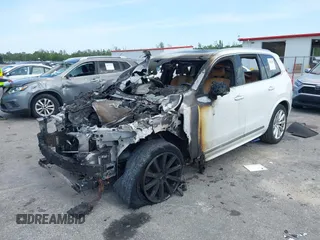 2016 Volvo XC90 T6 Inscription с VIN YV4A22PLXG1018954, выставлен на аукционе IAAI как лот 42301333 с пробегом Не указан миль и . История ставок и продаж доступна на DreamBid. Изображение 11.
