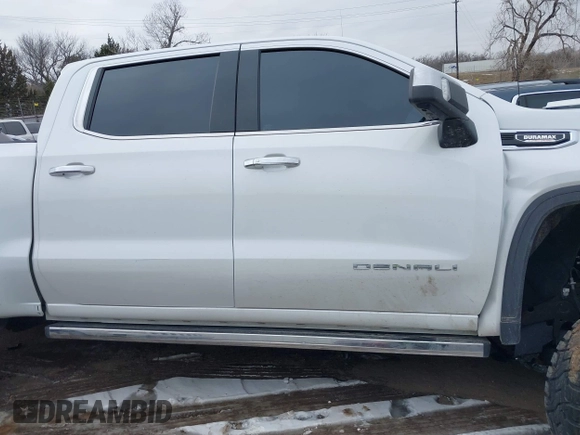 2022 GMC Sierra 1500 with VIN 3GTUUGET9NG618129, listed as a IAAI auction lot 41597694 with 19,779 mi miles and . Bid and sale history available at DreamBid. Image 13.