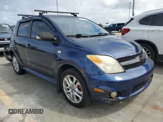 2006 Scion xA z VIN JTKKT624660154877, wystawiony jako Copart lot #74601714 z przebiegiem 169 040 mil mil oraz Szkody całkowita. Historia ofert i sprzedaży dostępna na DreamBid. Obrazek 4.