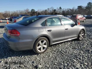 2013 Volkswagen Passat SE with VIN 1VWBH7A39DC080922, listed as a Copart auction lot 48491425 with 121,980 mi miles and Salvage title. Bid and sale history available at DreamBid. Image 3.