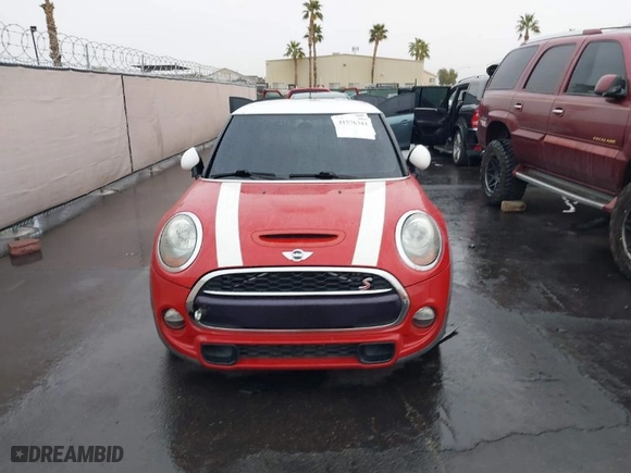 2015 MINI Cooper Hardtop S with VIN WMWXP7C55FT740223, listed as a IAAI auction lot 41576344 with NaN miles. Bid and sale history available at carsss.com. Image 12.