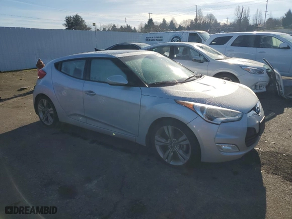 2013 Hyundai Veloster w/Black Int with VIN KMHTC6AD7DU086250, listed as a Copart auction lot 88927285 with 171,779 mi miles and Clean Title. Bid and sale history available at carsss.com. Image 4.