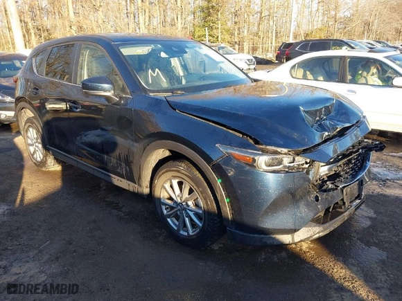 2022 Mazda CX-5 2.5 S Carbon Edition with VIN JM3KFBCM4N0566968, listed as a IAAI auction lot 41312448 with NaN miles. Bid and sale history available at carsss.com. Image 1.