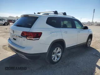 2018 Volkswagen Atlas Launch Edition with VIN 1V2BR2CA2JC509892, listed as a Copart auction lot 81272824 with 107,686 mi miles and Salvage title. Bid and sale history available at DreamBid. Image 3.