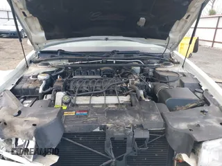 1998 Cadillac Eldorado z VIN 1G6EL12Y2WU603722, wystawiony jako IAAI lot #41879733 z przebiegiem 81 780 mil mil oraz . Historia ofert i sprzedaży dostępna na DreamBid. Obrazek 10.