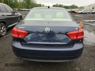 2014 Volkswagen Passat SE with VIN 1VWBP7A30EC008267, listed as a Copart auction lot 60261435 with 93,306 mi miles and Salvage title. Bid and sale history available at DreamBid. Image 6.