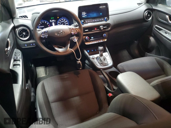 2023 Hyundai Kona SEL with VIN KM8K3CAB1PU983870, listed as a Copart auction lot 54140665 with 9,518 mi miles and Salvage Title. Bid and sale history available at DreamBid. Image 8.