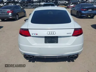 2016 Audi TTS 2.0T z VIN TRUC1AFV5G1030771, wystawiony jako IAAI lot #41940807 z przebiegiem 81 357 mil mil oraz . Historia ofert i sprzedaży dostępna na DreamBid. Obrazek 17.