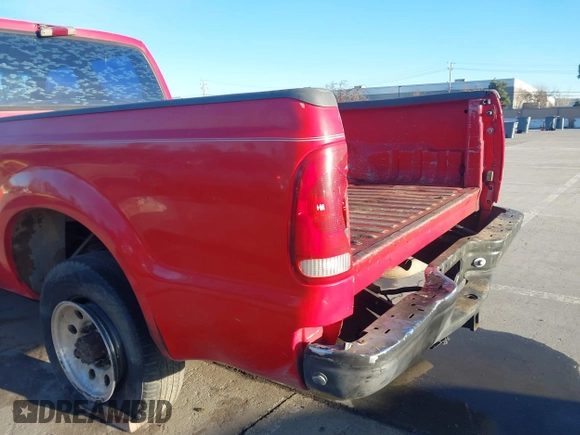 2000 Ford F-350 XL with VIN 3FTSW30F8YMA69377, listed as a IAAI auction lot 41273100 with 158,785 mi miles and . Bid and sale history available at DreamBid. Image 6.