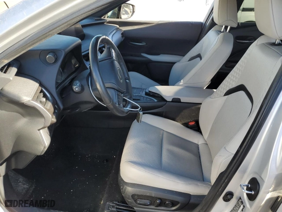 2020 Lexus UX with VIN JTHP3JBH3L2024136, listed as a Copart auction lot 83823044 with 73,440 mi miles and Salvage Title. Bid and sale history available at carsss.com. Image 7.