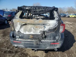 2020 Ford Explorer Limited with VIN 1FMSK8FH8LGA06215, listed as a Copart auction lot 42633995 with 0 mi miles and Non Repairable. Bid and sale history available at carsss.com. Image 6.