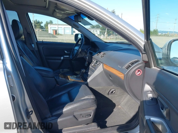 2007 Volvo XC90 I6 z VIN YV4CZ982271380814, wystawiony jako IAAI lot #42012089 z przebiegiem 177 638 mil mil oraz . Historia ofert i sprzedaży dostępna na DreamBid. Obrazek 5.