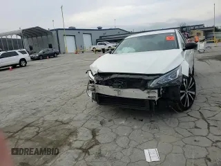 2019 Nissan Altima SR with VIN 1N4BL4CV0KC206702, listed as a Copart auction lot 48730745 with 93,300 mi miles and Salvage Title. Bid and sale history available at carsss.com. Image 10.