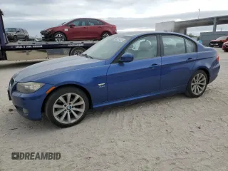 2009 BMW 3 Series 328i xDrive z VIN WBAPK73519A464590, wystawiony jako Copart lot #45378405 z przebiegiem 120 378 mil mil oraz Szkoda całkowita • Salvage title. Historia ofert i sprzedaży dostępna na DreamBid. Obrazek 1.