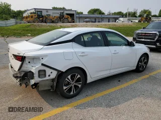 2023 Nissan Sentra SV z VIN 3N1AB8CV2PY258138, wystawiony jako Copart lot #59290795 z przebiegiem 40 772 mil mil oraz Czysty tytuł • Clean title. Historia ofert i sprzedaży dostępna na DreamBid. Obrazek 3.