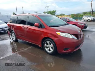 2015 Toyota Sienna LE AAS с VIN 5TDKK3DC5FS539082, выставлен на аукционе IAAI как лот 41816920 с пробегом 133 284 миль миль и . История ставок и продаж доступна на DreamBid. Изображение 1.