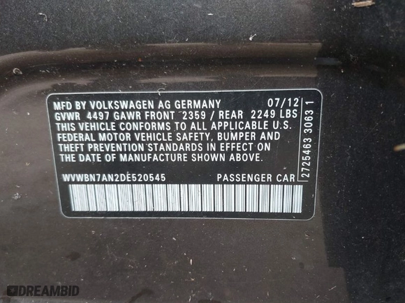 2013 Volkswagen CC Sport with VIN WVWBN7AN2DE520545, listed as a IAAI auction lot 41541009 with 132,934 mi miles. Bid and sale history available at carsss.com. Image 9.