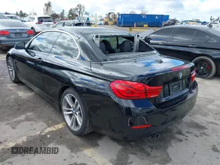 2018 BMW 4 Series 430i z VIN WBA4Z1C55JEC59897, wystawiony jako IAAI lot #41774609 z przebiegiem 80 017 mil mil oraz . Historia ofert i sprzedaży dostępna na DreamBid. Obrazek 3.