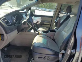 2017 Kia Sedona LX with VIN KNDMB5C12H6283197, listed as a Copart auction lot 53257325 with 140,440 mi miles and Salvage Title. Bid and sale history available at DreamBid. Image 7.