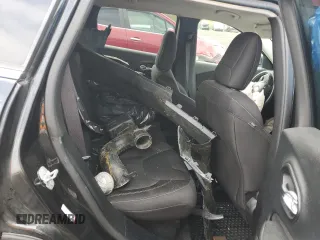 2015 Jeep Cherokee Latitude z VIN 1C4PJMCS2FW753051, wystawiony jako Copart lot #55651655 z przebiegiem 116 766 mil mil oraz Szkoda całkowita • Salvage title. Historia ofert i sprzedaży dostępna na DreamBid. Obrazek 10.