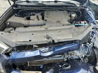 2017 Toyota 4Runner SR5 with VIN JTEZU5JR5H5161766, listed as a Copart auction lot 61364105 with 90,959 mi miles and Salvage title. Bid and sale history available at DreamBid. Image 12.