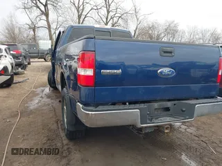 2008 Ford F-150 XLT with VIN 1FTPX14V58FB23534, listed as a IAAI auction lot 41696193 with 176,603 mi miles. Bid and sale history available at carsss.com. Image 3.
