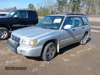 2002 Subaru Forester S w/Premium Pkg with VIN JF1SF65682H733026, listed as a IAAI auction lot 41788587 with 153,070 mi miles. Bid and sale history available at carsss.com. Image 2.