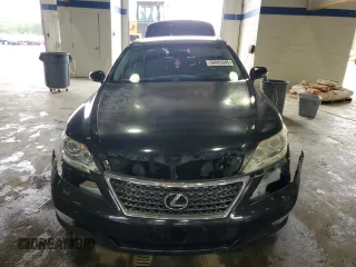 2011 Lexus LS 460 z VIN JTHBL5EF8B5103973, wystawiony jako Copart lot #56885645 z przebiegiem 191 841 mil mil oraz Szkody całkowita. Historia ofert i sprzedaży dostępna na DreamBid. Obrazek 5.