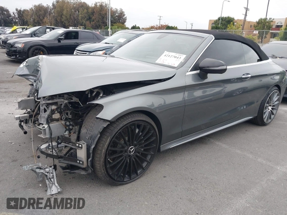 2019 Mercedes-Benz C 300 z VIN WDDWK8DB4KF901750, wystawiony jako IAAI lot #42127043 z przebiegiem 51 498 mil mil oraz . Historia ofert i sprzedaży dostępna na DreamBid. Obrazek 17.