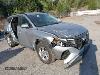 2024 Hyundai Tucson SEL with VIN 5NMJBCDE6RH305280, listed as a IAAI auction lot 42017484 with 43,149 mi miles. Bid and sale history available at carsss.com. Image 1.
