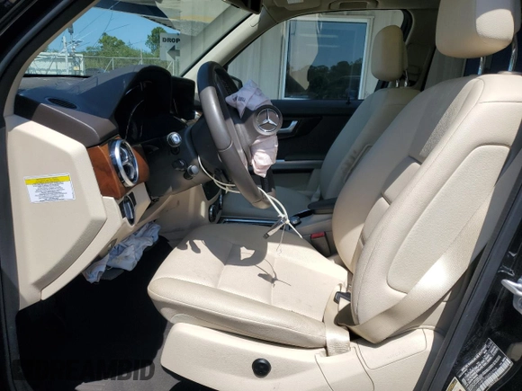 2013 Mercedes-Benz GLK 350 with VIN WDCGG5HB7DG052794, listed as a Copart auction lot 55936625 with 81,892 mi miles and Salvage Title. Bid and sale history available at DreamBid. Image 7.