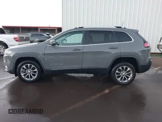 2021 Jeep Cherokee Latitude Lux with VIN 1C4PJLMX4MD158909, listed as a IAAI auction lot 41709423 with 28,368 mi miles. Bid and sale history available at carsss.com. Image 13.