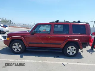 2007 Jeep Commander Sport z VIN 1J8HG48K97C530030, wystawiony jako IAAI lot #42471903 z przebiegiem 195 416 mil mil oraz . Historia ofert i sprzedaży dostępna na DreamBid. Obrazek 15.