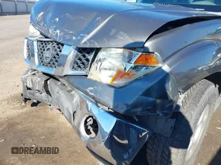 2008 Nissan Frontier SE z VIN 1N6AD07U48C444216, wystawiony jako IAAI lot #40119585 z przebiegiem 183 893 mil mil oraz . Historia ofert i sprzedaży dostępna na DreamBid. Obrazek 17.