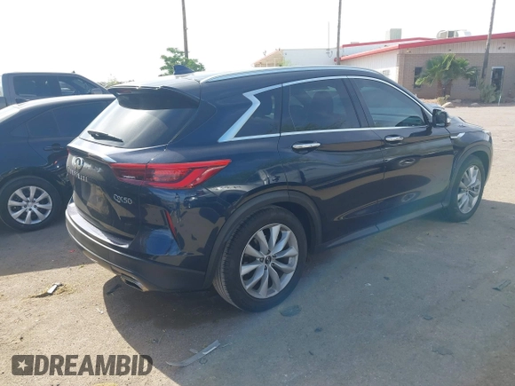 2019 Infiniti QX50 Essential z VIN 3PCAJ5M16KF104787, wystawiony jako IAAI lot #42239714 z przebiegiem 83 052 mil mil oraz . Historia ofert i sprzedaży dostępna na DreamBid. Obrazek 4.