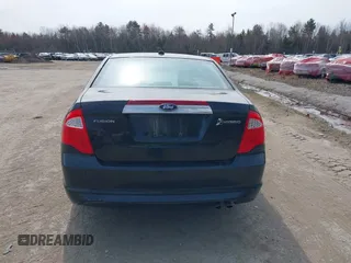2010 Ford Fusion Hybrid with VIN 3FADP0L35AR168002, listed as a IAAI auction lot 42090134 with 147,831 mi miles. Bid and sale history available at carsss.com. Image 15.