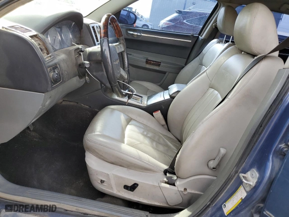 2007 Chrysler 300 C with VIN 2C3KA63H57H790772, listed as a Copart auction lot 50150225 with 187,800 mi miles and Salvage Title. Bid and sale history available at carsss.com. Image 7.