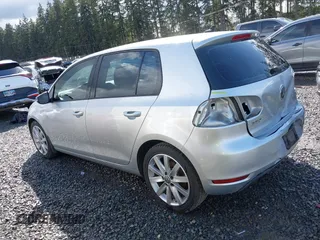 2013 Volkswagen Golf TDI z VIN WVWDM7AJ5DW083014, wystawiony jako IAAI lot #41923434 z przebiegiem 180 288 mil mil oraz . Historia ofert i sprzedaży dostępna na DreamBid. Obrazek 3.