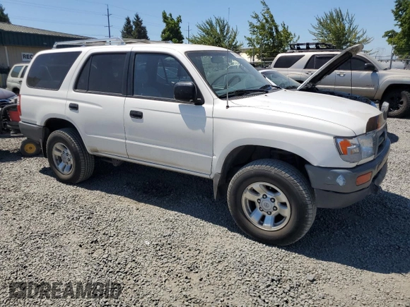 1998 Toyota 4Runner with VIN JT3HM84R8W0028608, listed as a Copart auction lot 65652995 with 205,899 mi miles and Clean title. Bid and sale history available at DreamBid. Image 4.