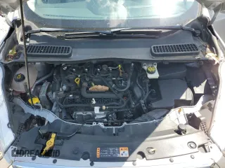 2019 Ford Escape SE z VIN 1FMCU9GD8KUB91172, wystawiony jako Copart lot #58533265 z przebiegiem 111 175 mil mil oraz Szkoda całkowita • Salvage title. Historia ofert i sprzedaży dostępna na DreamBid. Obrazek 11.